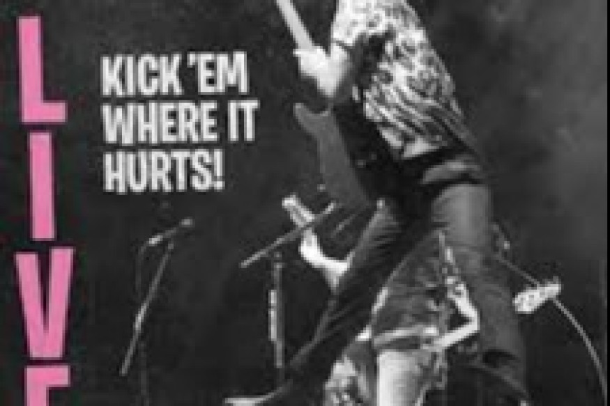 Kick 'Em Where It Hurts, le nouvel album live des Pretenders